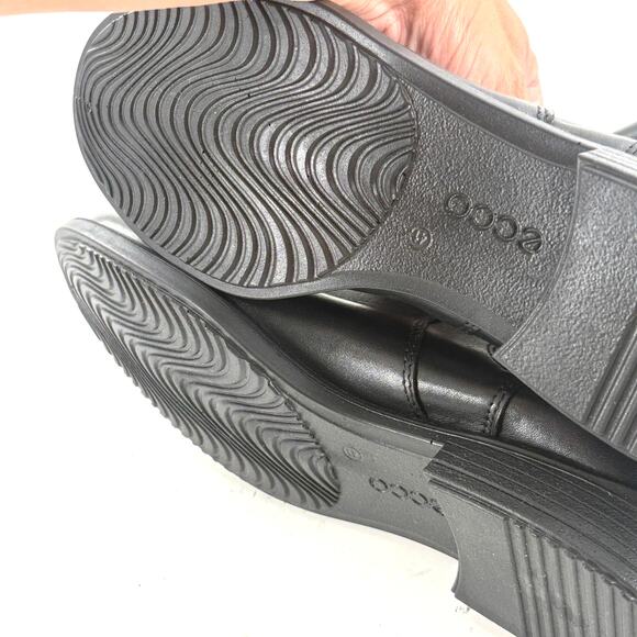 ECCO Touch 15 B Chelsea Boot 10.5 Black NWOT Leather Ankle Booties Prep Academia - Picture 5 of 10